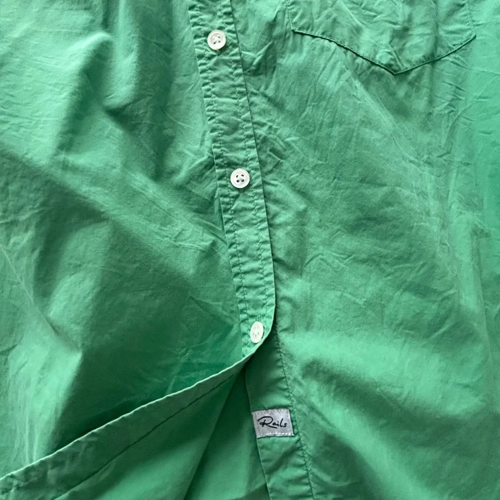 Button Down - Picture 5 of 6